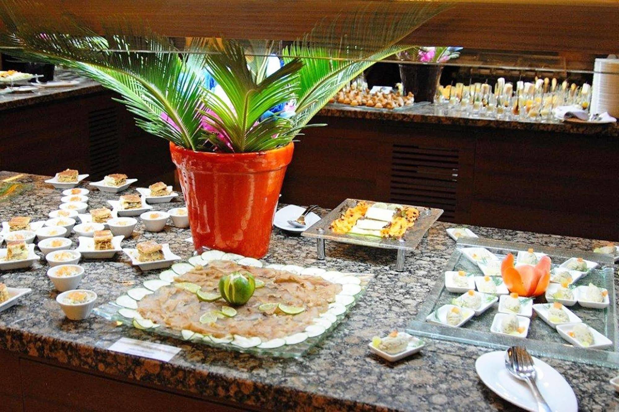 Movenpick Resort Lamantin Saly Ngaparou Ngoại thất bức ảnh